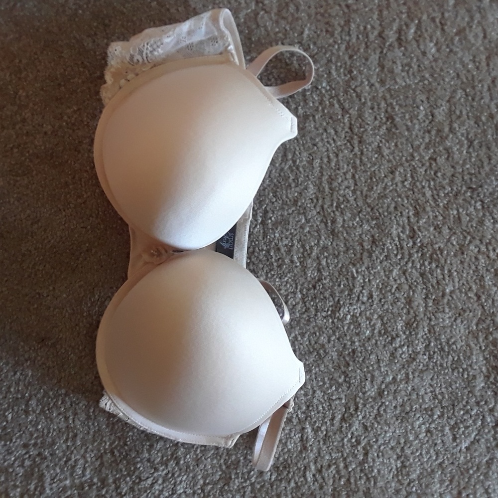 Tan bra